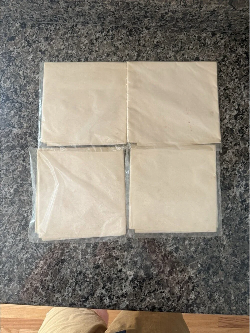 (4) NOS Miracloth Disposable Bib Apron ; Size 36
